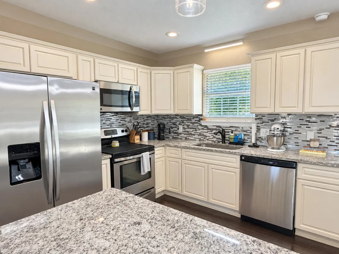 Photo of 3162 James Kennedy Road