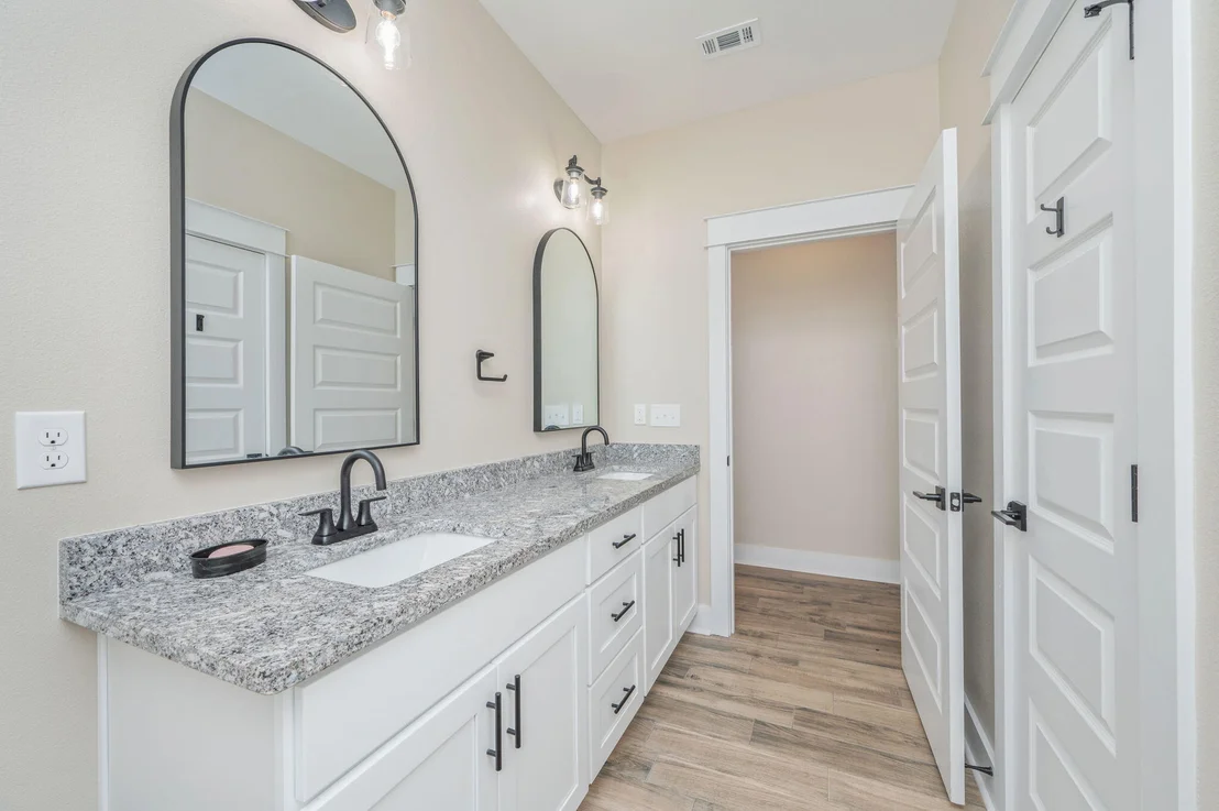 Photo of 5390 Aidan Street