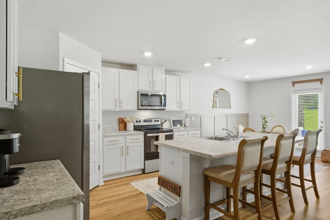 Photo of 6827 Interlachen Lane