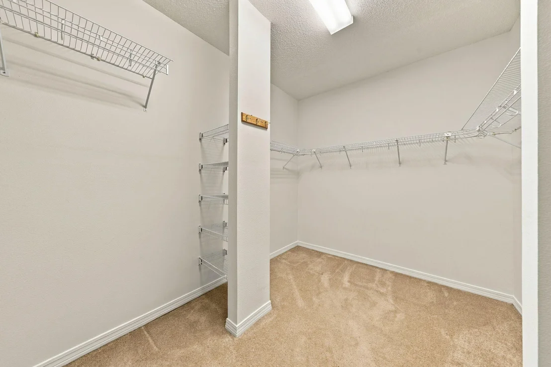 Photo of 521 Shoal River Drive