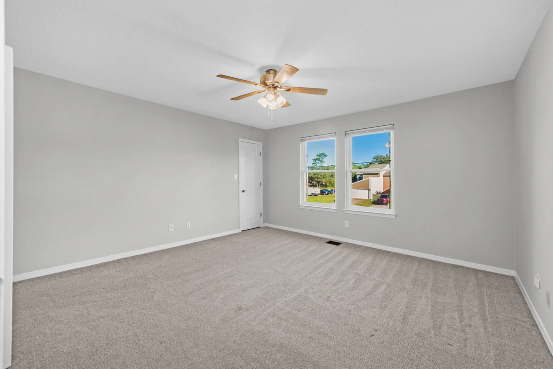 Photo of 106 4th Avenue