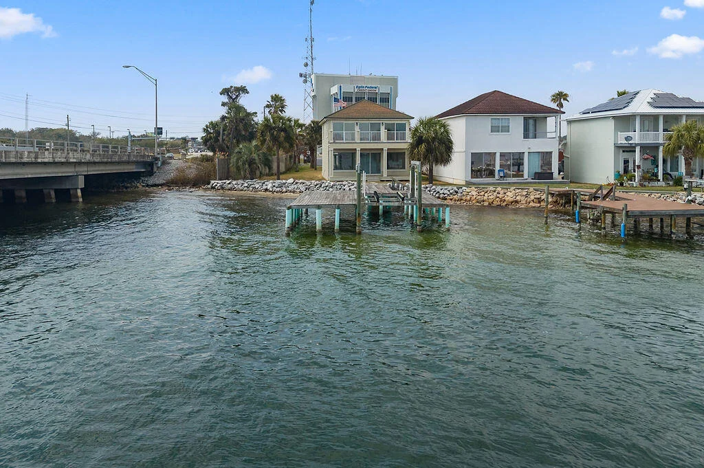 Photo of 901 Lighthouse Road