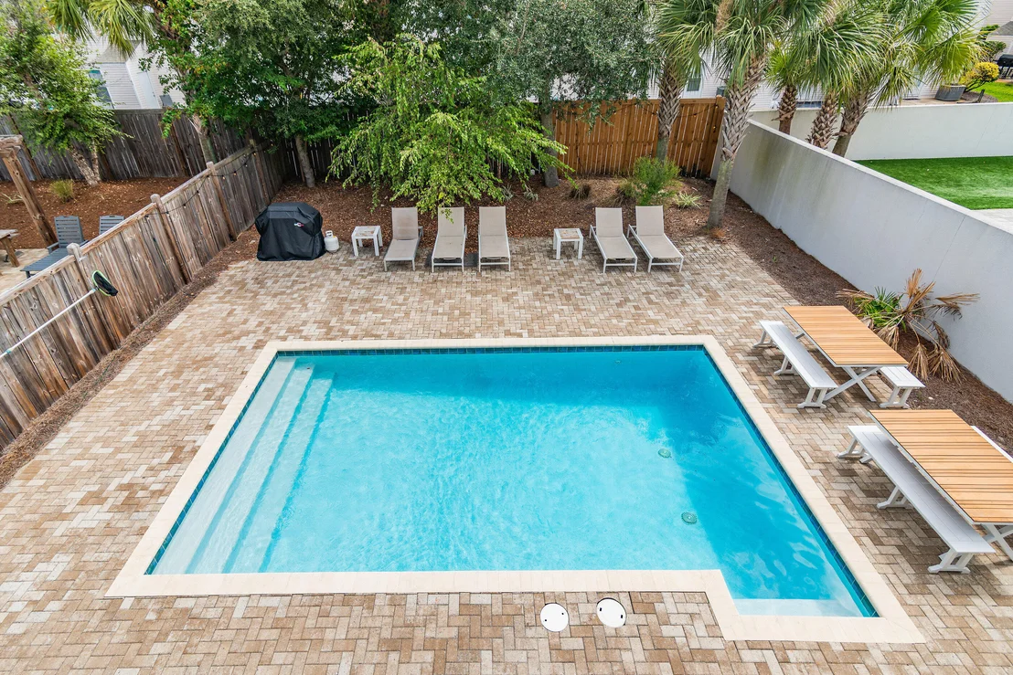 Photo of 240 Driftwood Road