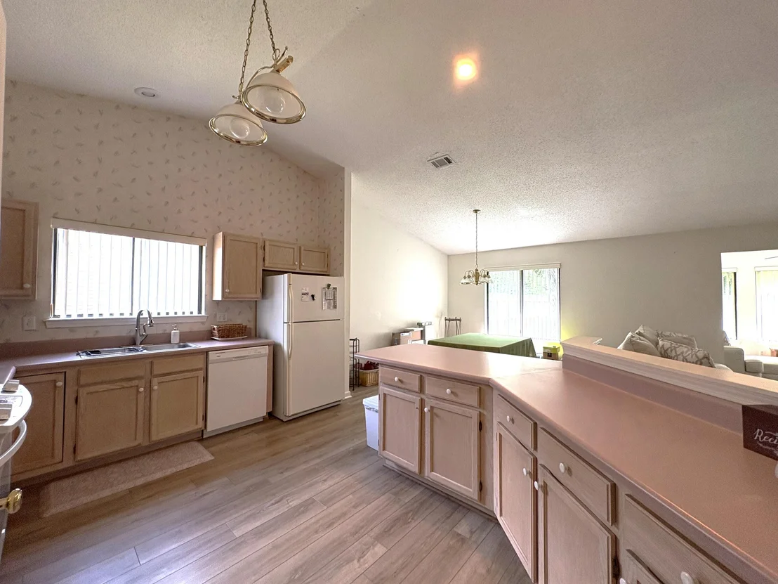 Photo of 110 Poplar Place