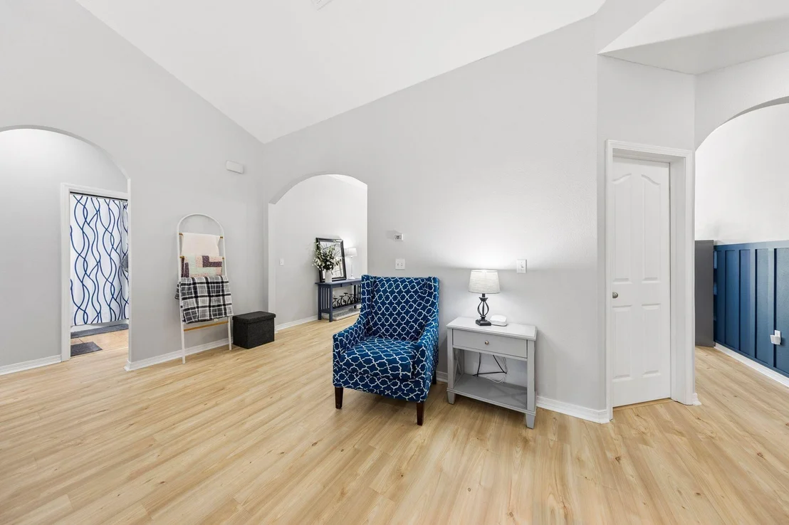 Photo of 471 Symphony Way