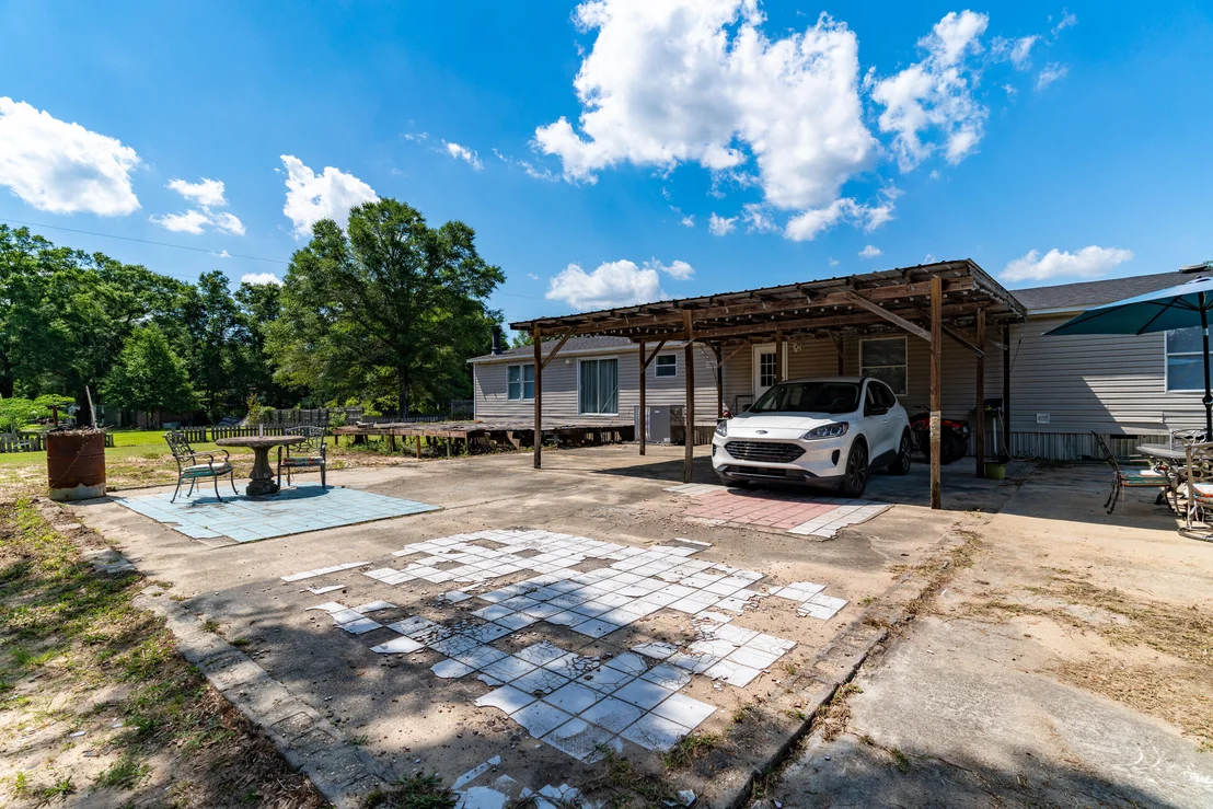 Photo of 1032 Whitehead Drive