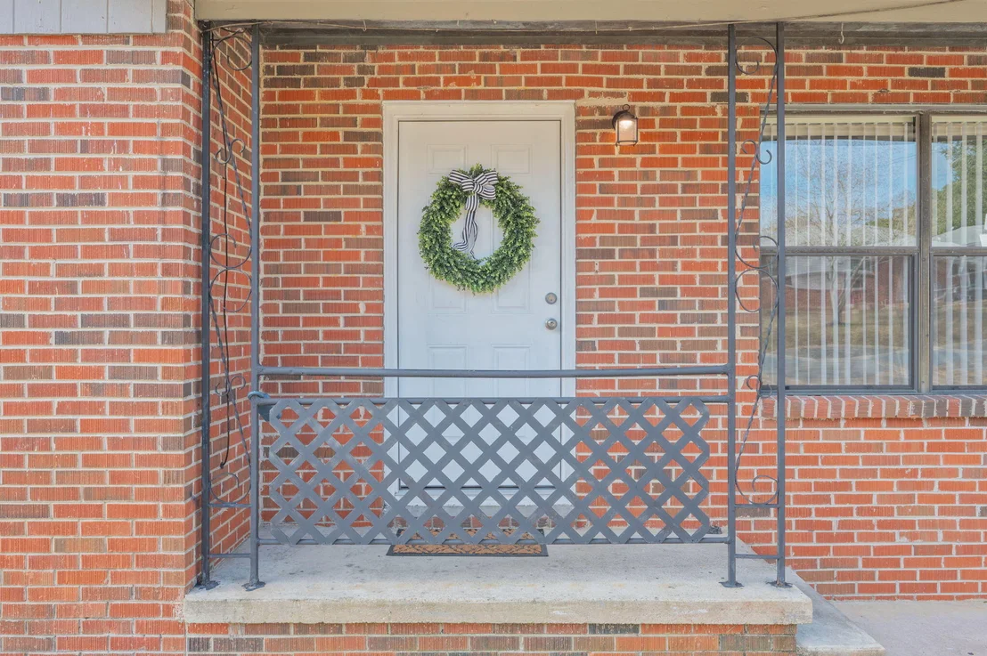 Photo of 431 Andrew Drive