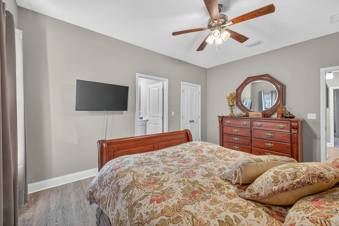 Photo of 61B 6Th Street