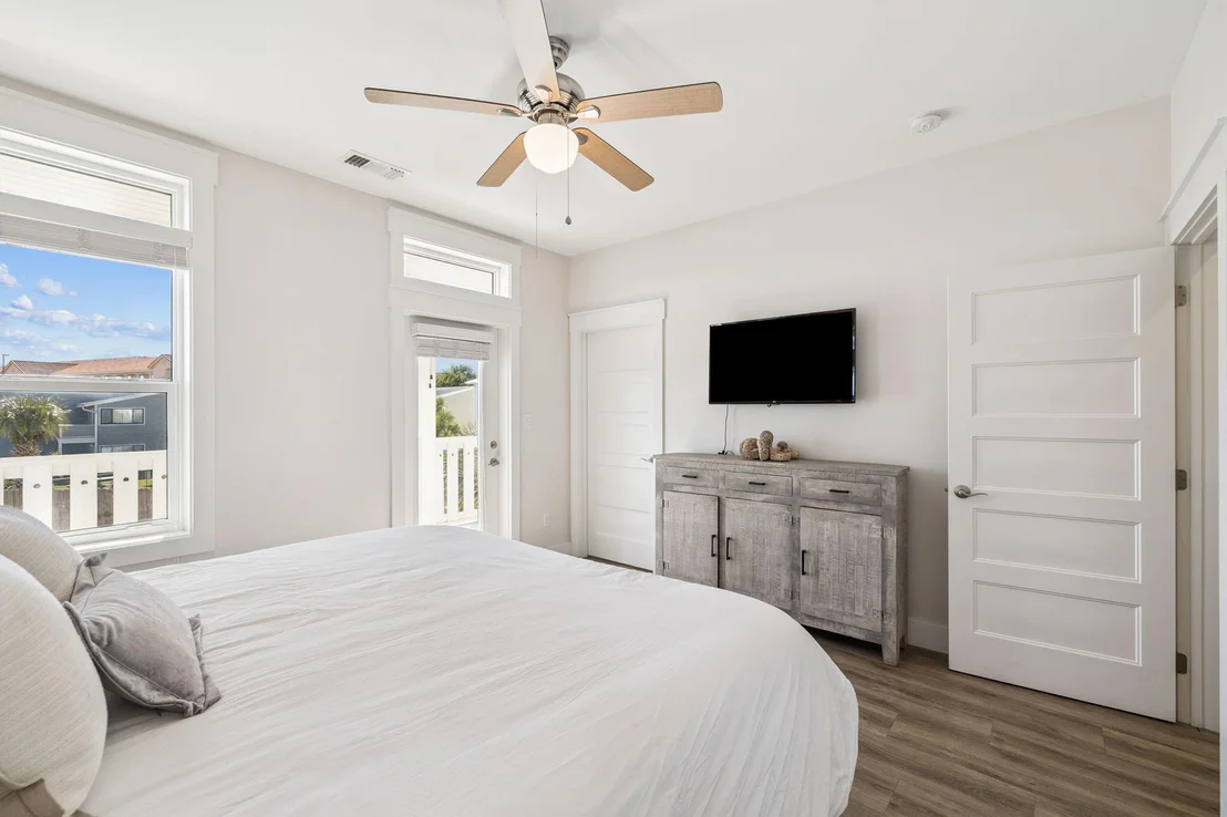 Photo of 10 Blue Surf Lane