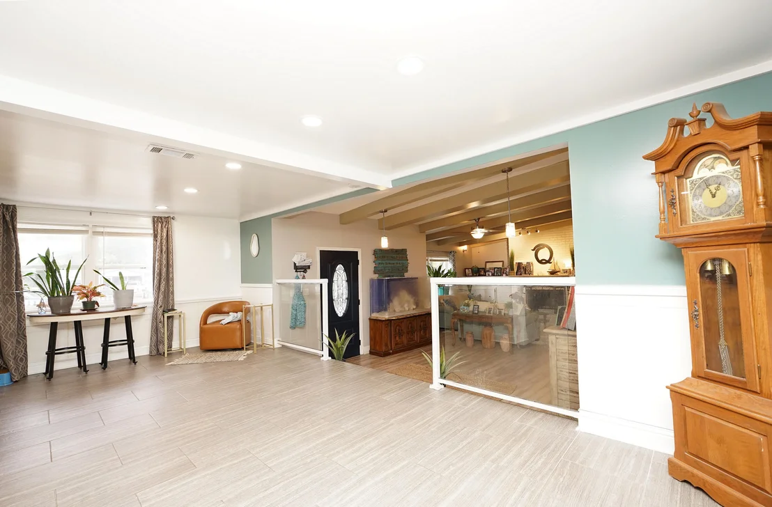 Photo of 10 NW Wright Parkway