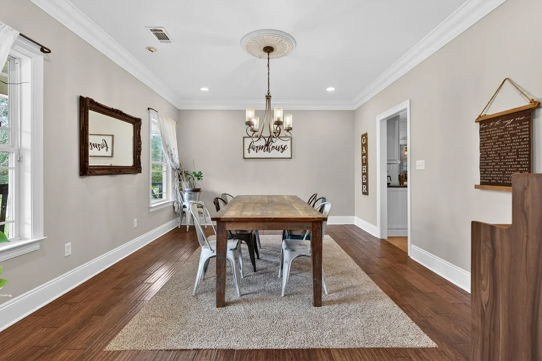 Photo of 7935 Peacock Road