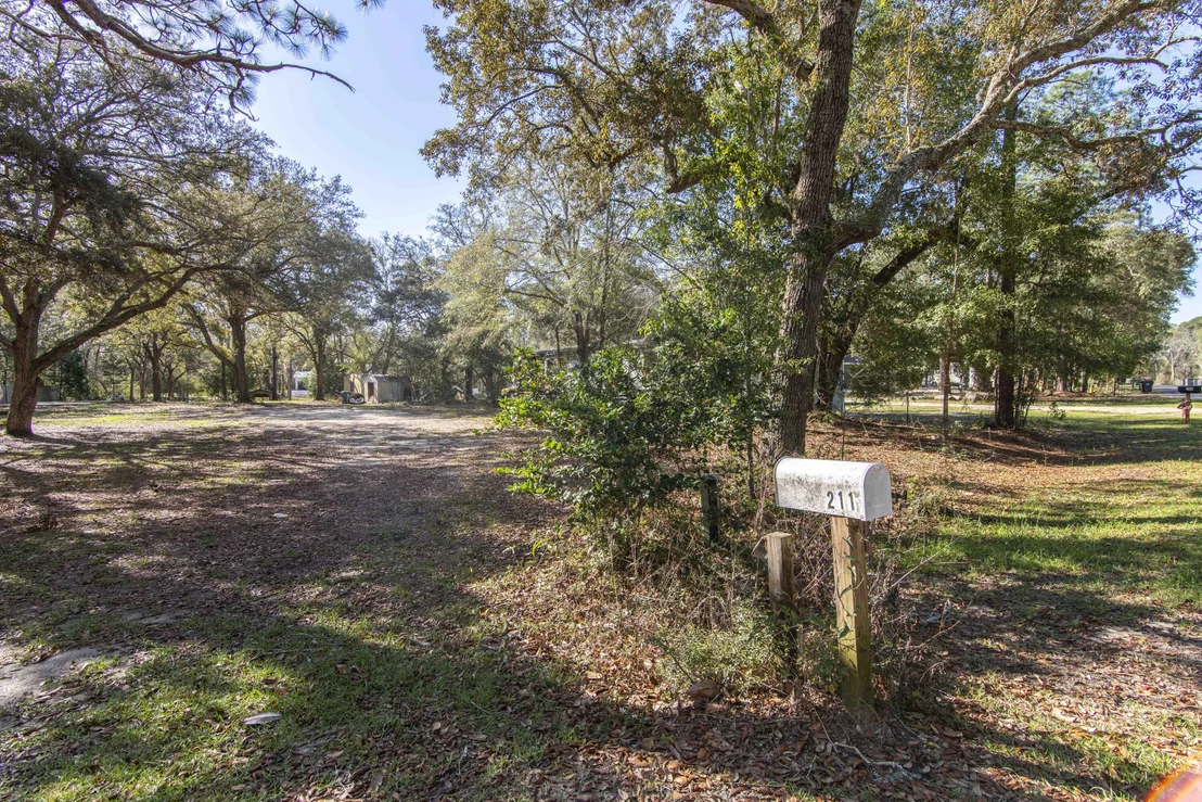Photo of 211 Carol Drive
