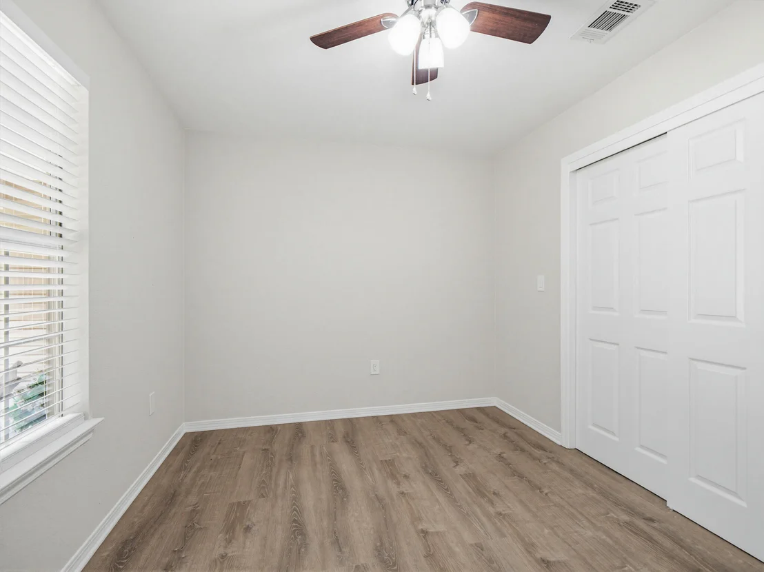 Photo of 375 Ridge Lake Road