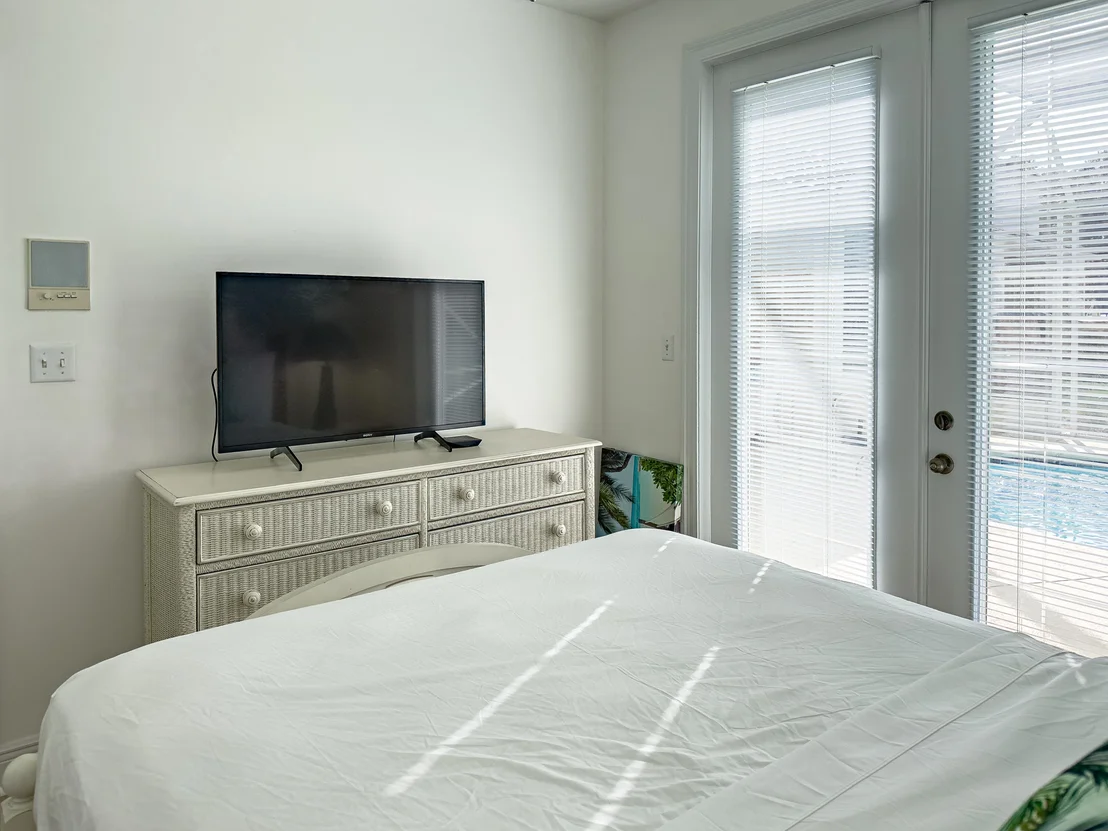 Photo of 4729 Papaya Park