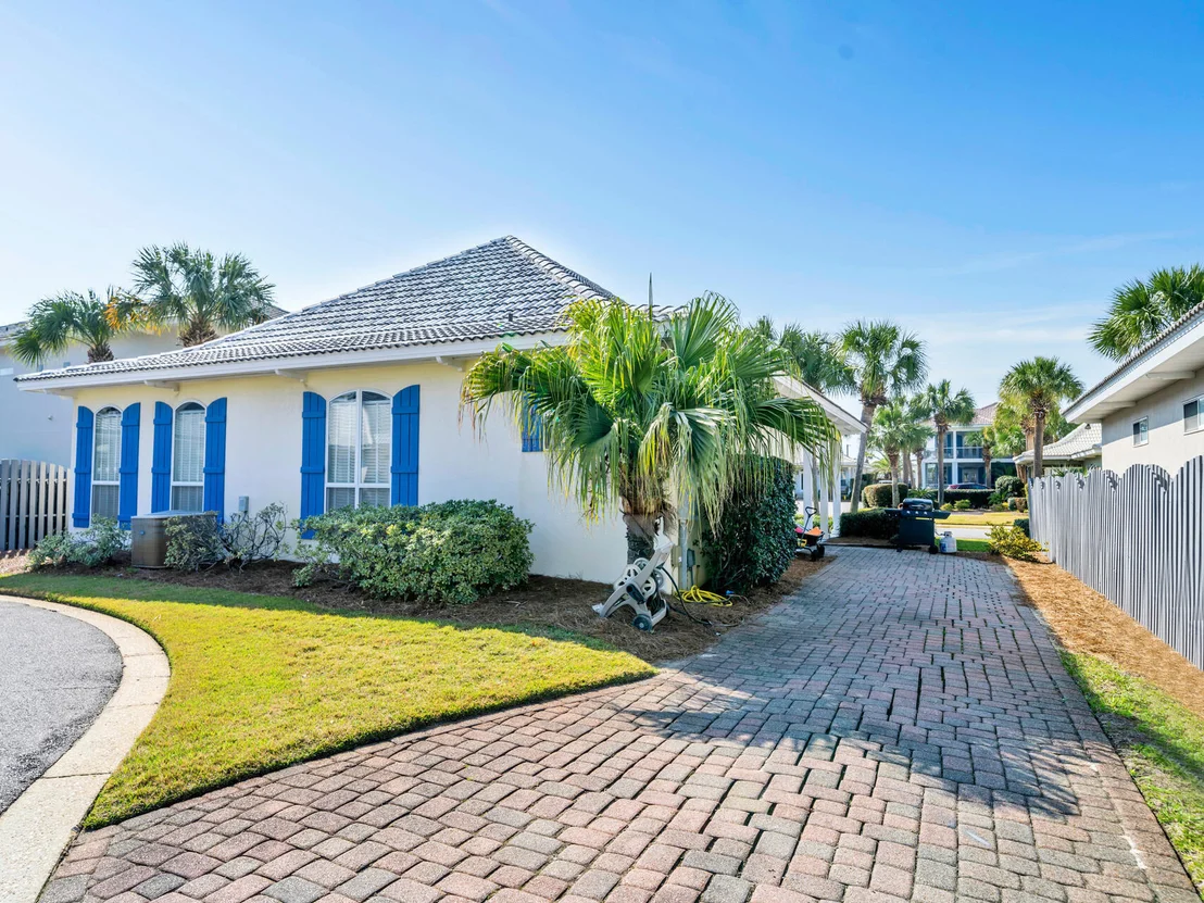Photo of 30 Opal Cove
