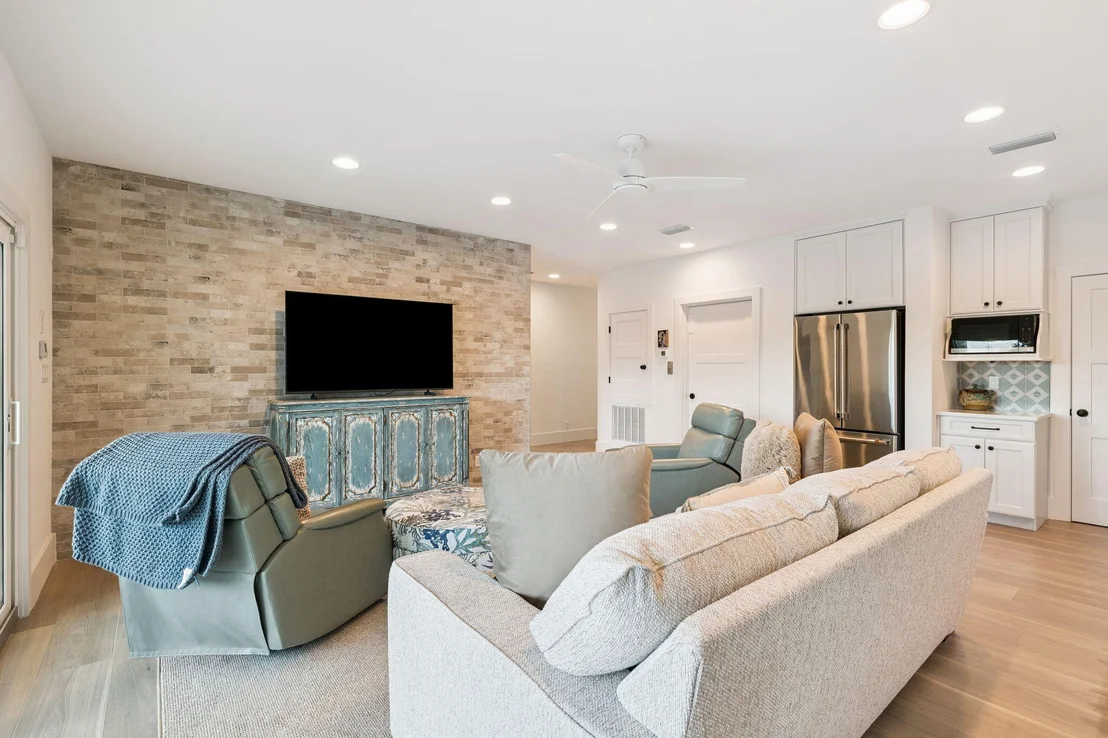 Photo of 754 Harbor Boulevard