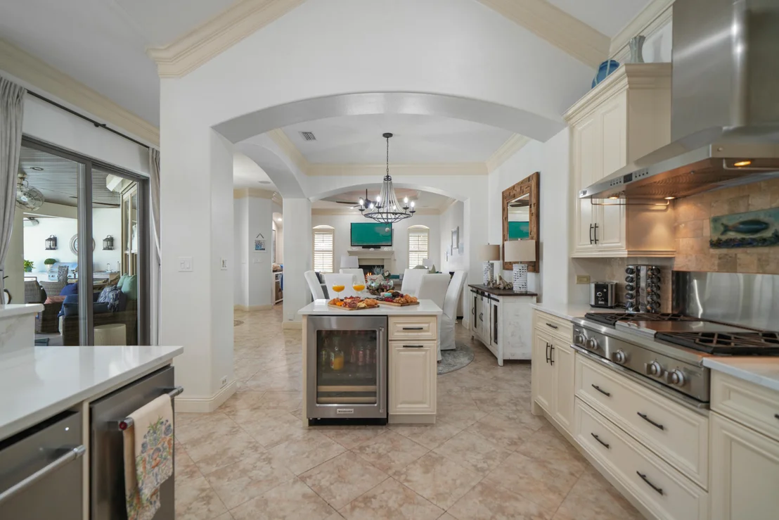 Photo of 4765 Papaya Park