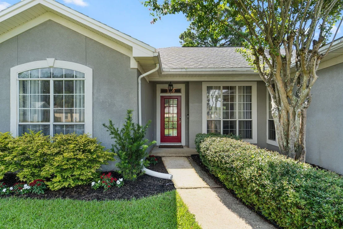 Photo of 180 Bonaire Boulevard