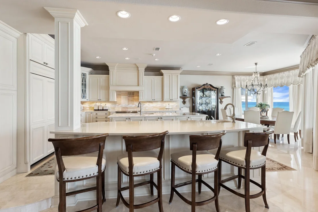 Photo of 4772 Ocean Boulevard