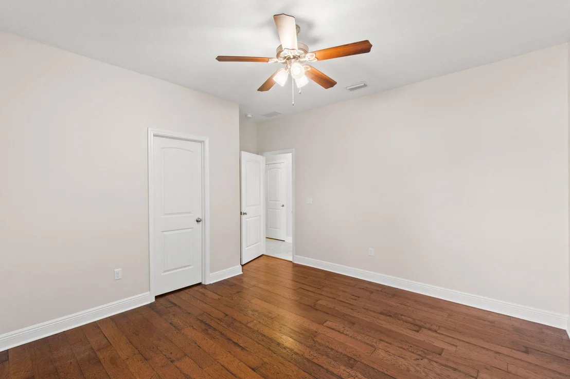 Photo of 233 Whitman Way