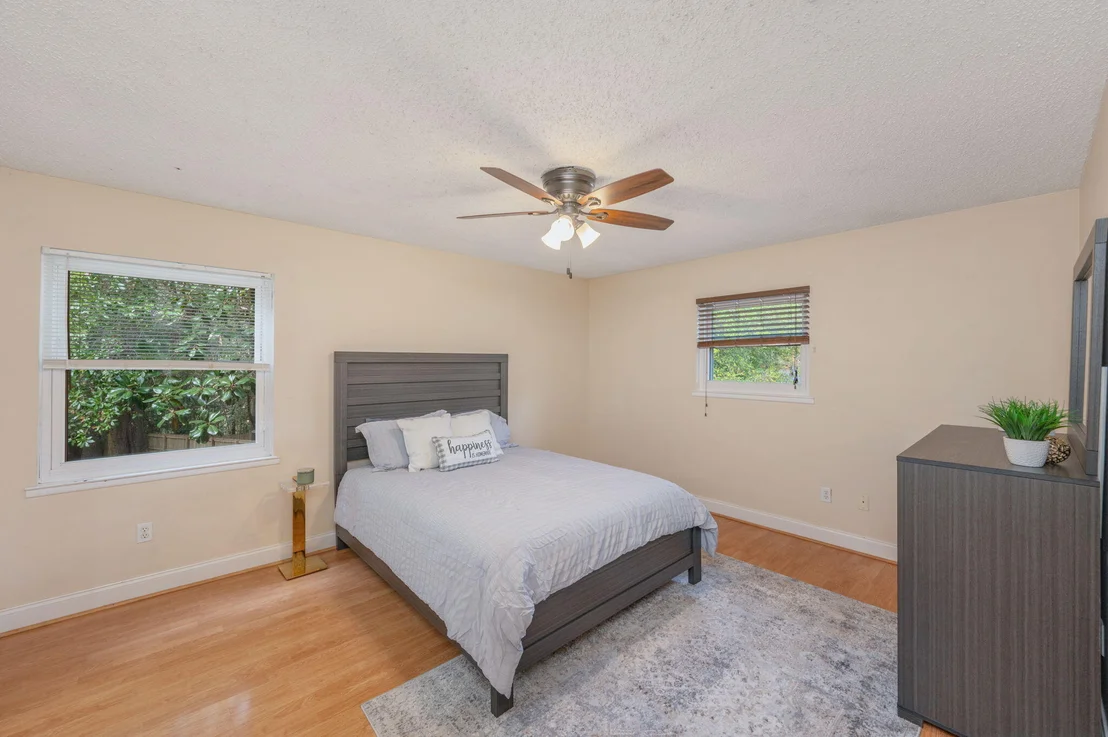 Photo of 2401 Roberts Drive