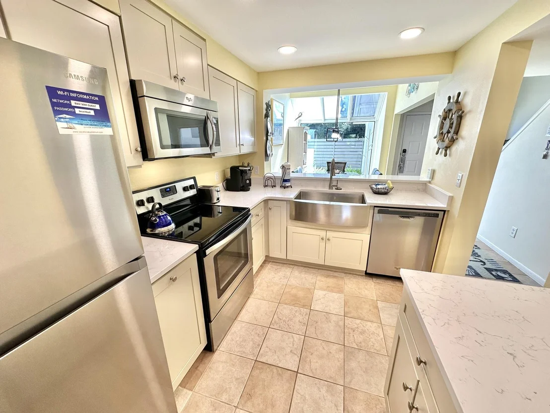Photo of 5080 Beachwalk Way