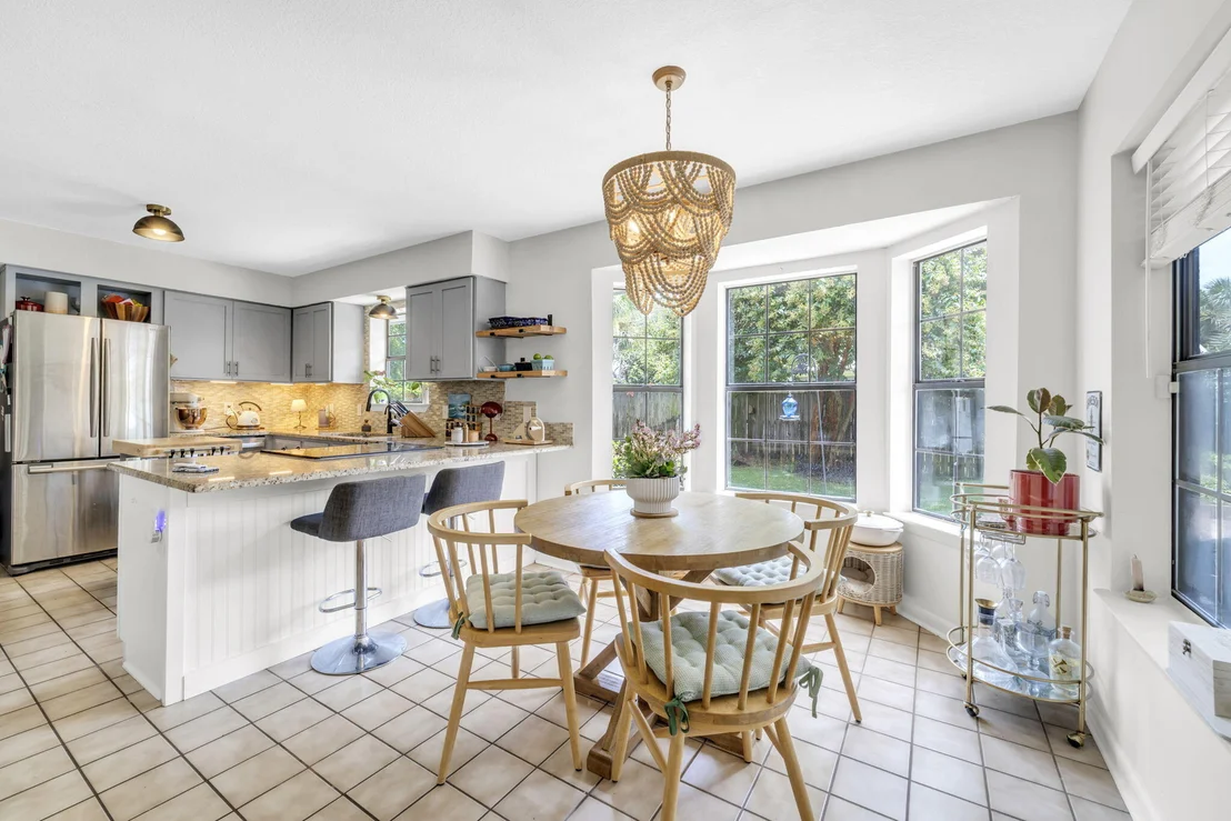 Photo of 325 Primrose Place