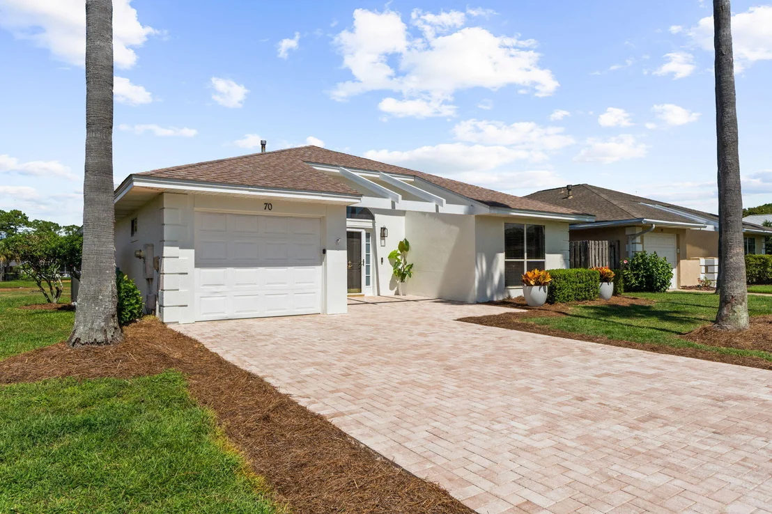 Photo of 70 Hibiscus Lane