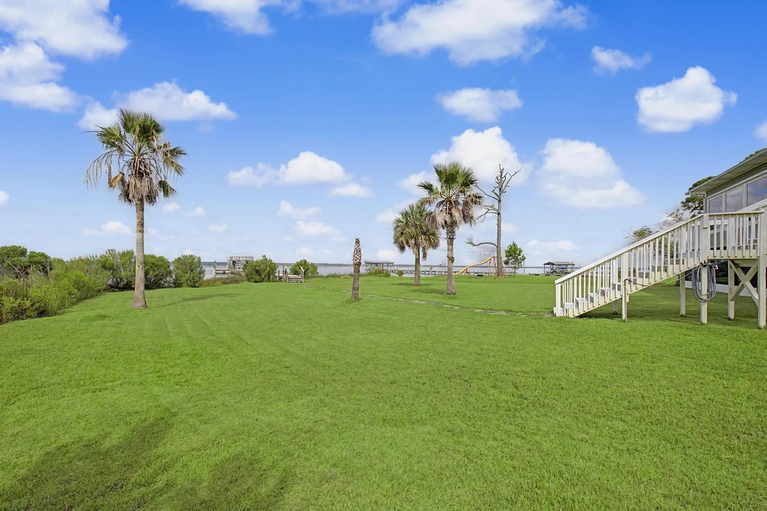 Photo of 4501 Bayside Drive