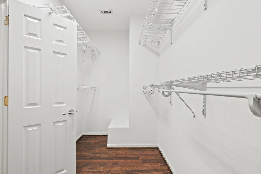 Photo of 4451 Turnberry Place