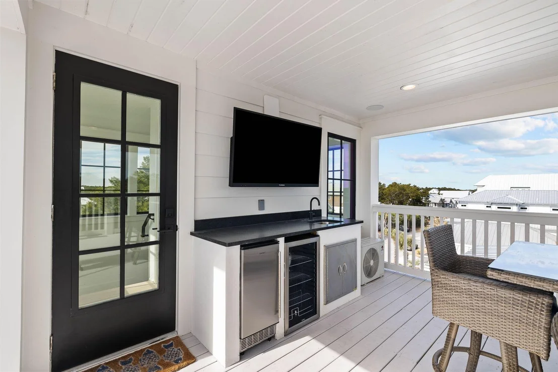 Photo of 42 Grande Pointe Circle
