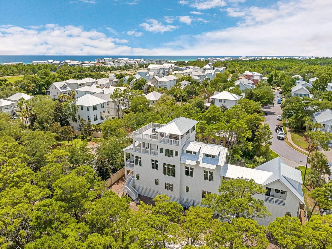 Photo of 42 Grande Pointe Circle