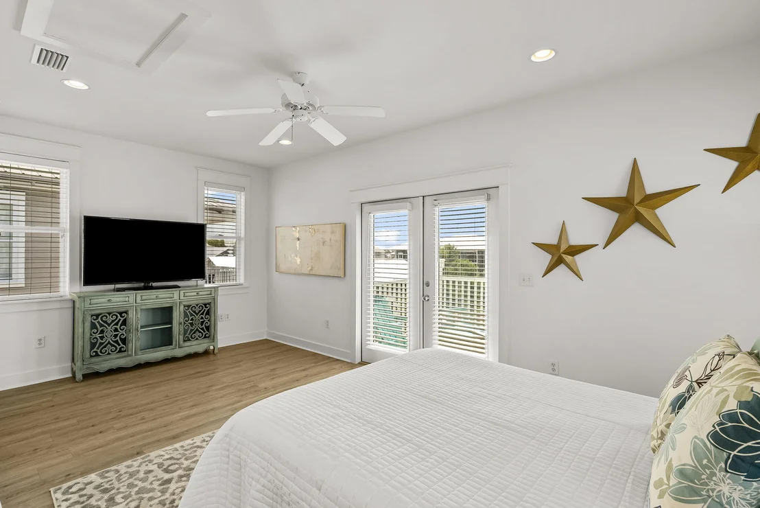 Photo of 22 Moonlight Beach Lane
