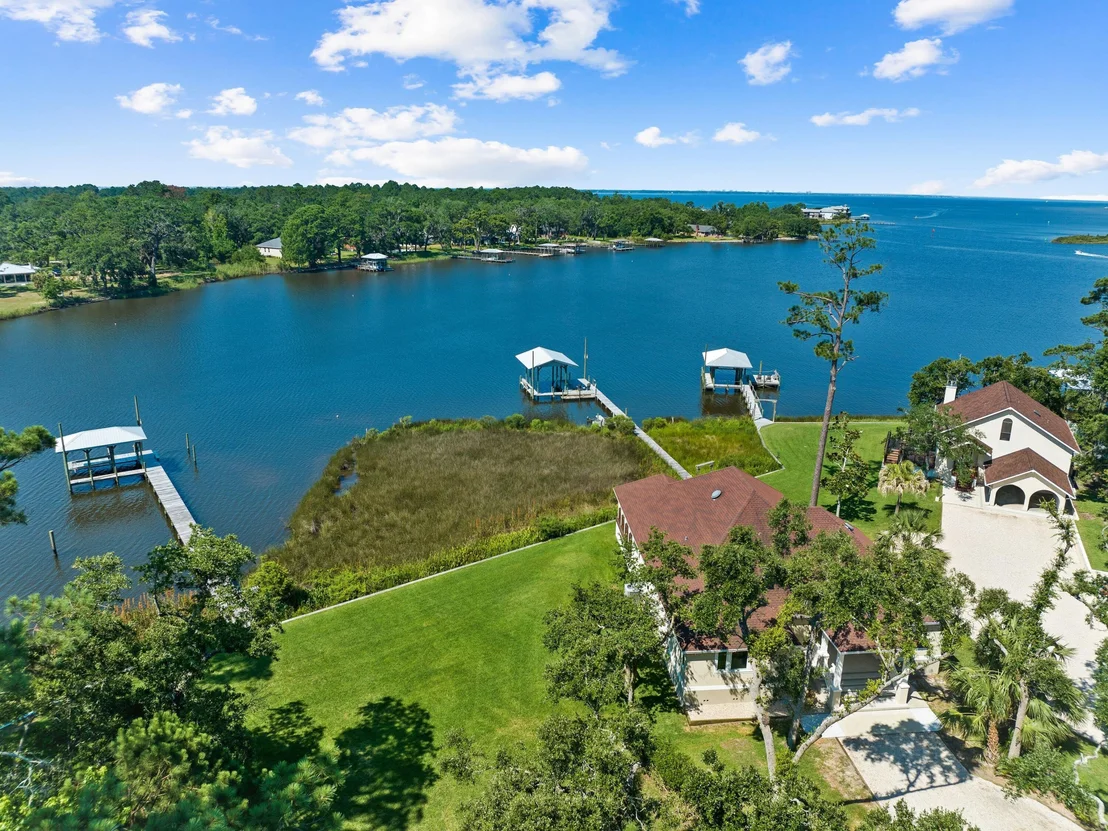 Photo of 104 George Ellis Point