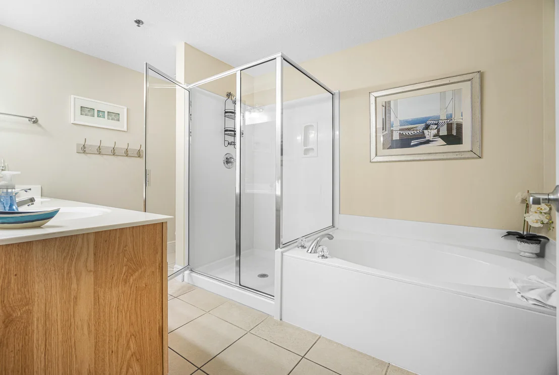 Photo of Unit 708 at 122 Seascape Drive