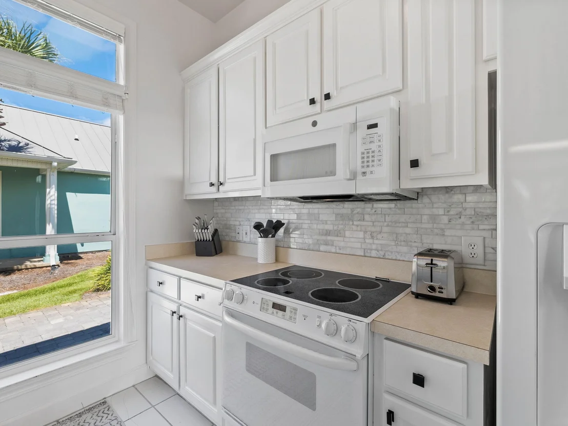 Photo of 351 Maravilla Drive