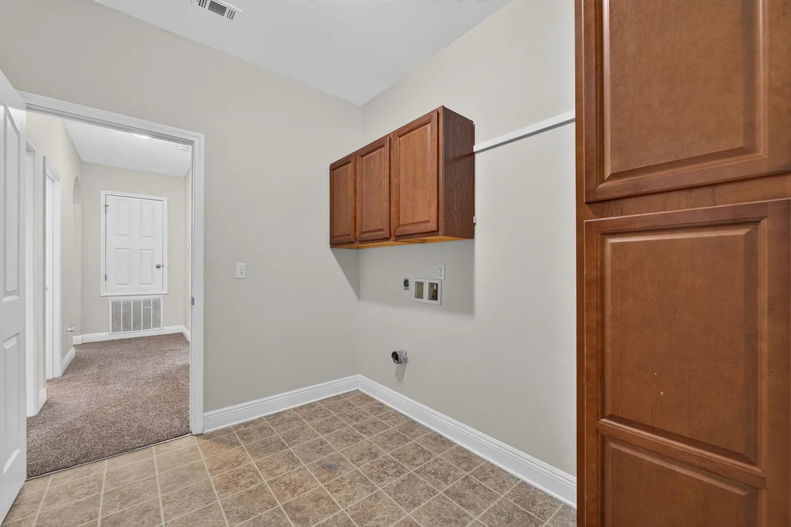 Photo of 143 Crab Apple Avenue