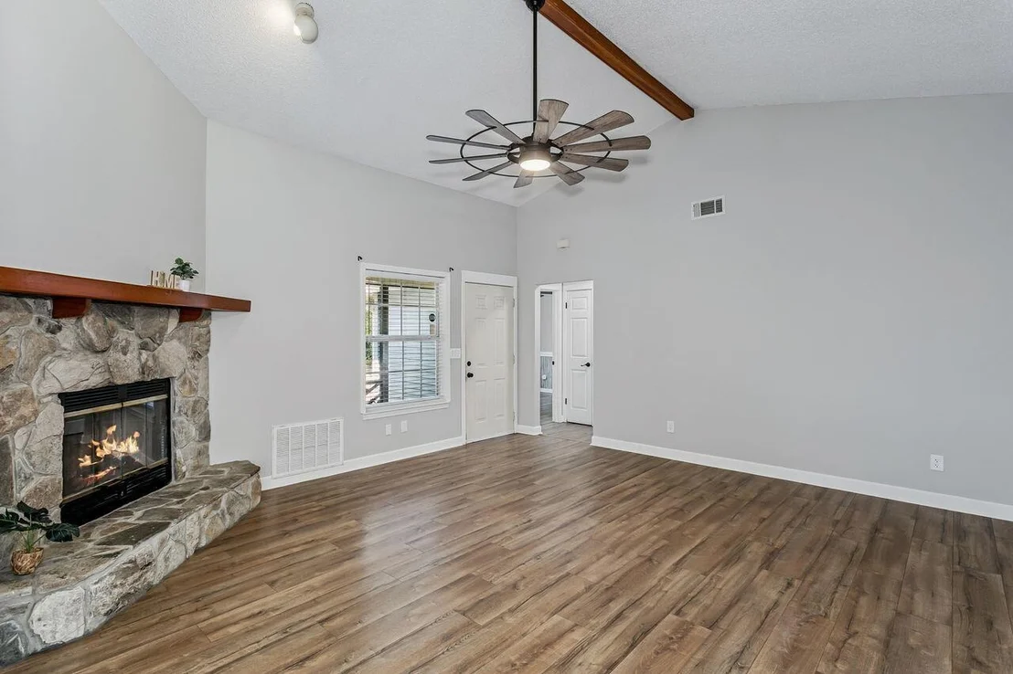 Photo of 102 2nd Avenue