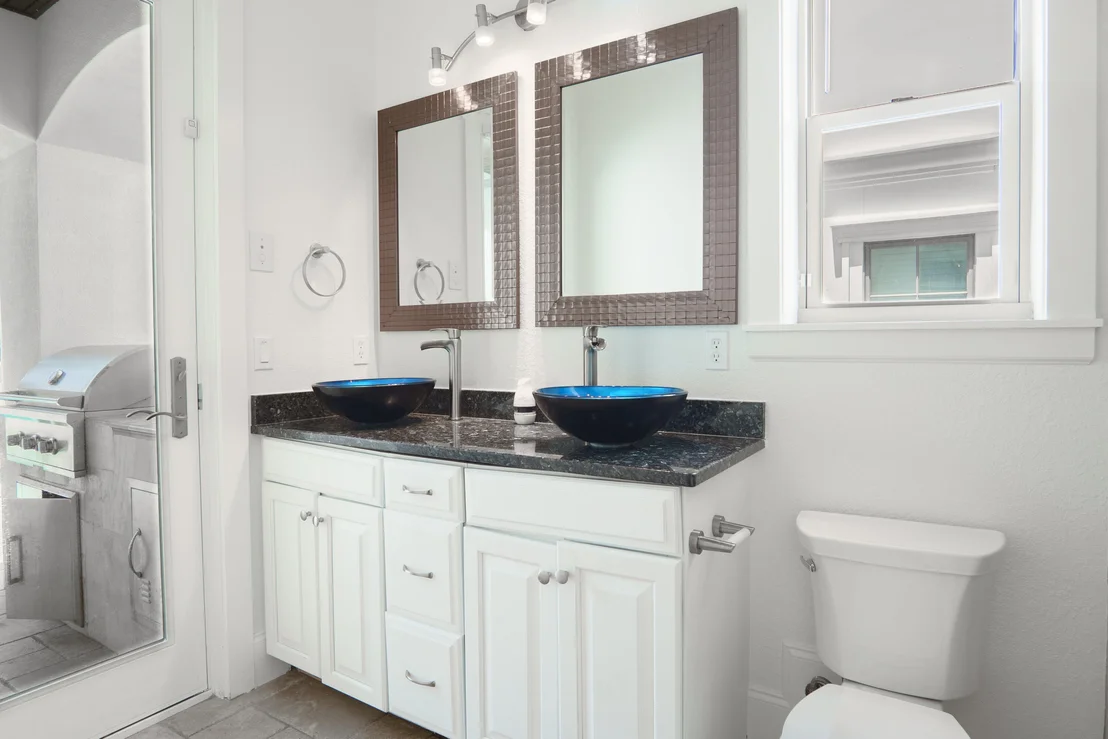 Photo of 4782 Ocean Boulevard