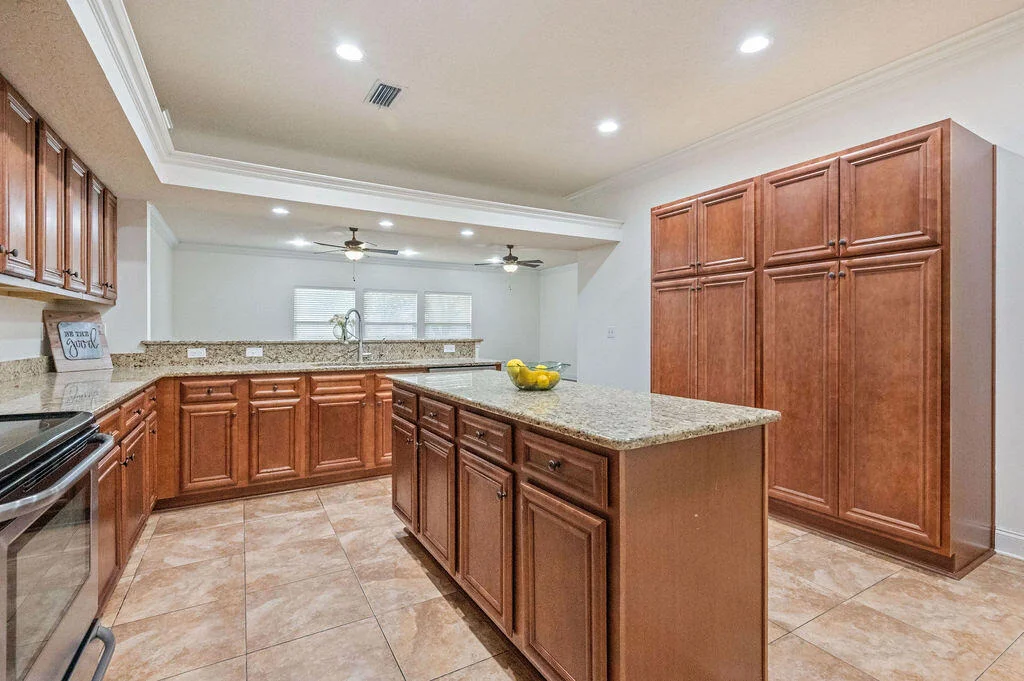 Photo of 2159 Bayshore Drive