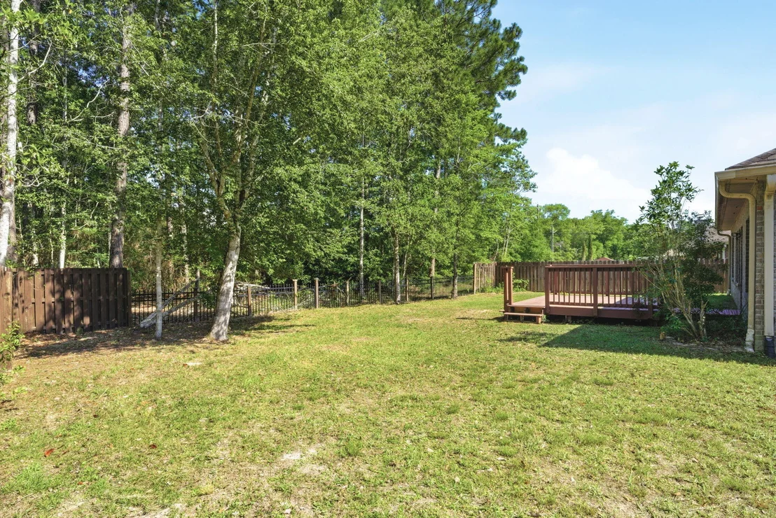 Photo of 106 Crab Apple Avenue