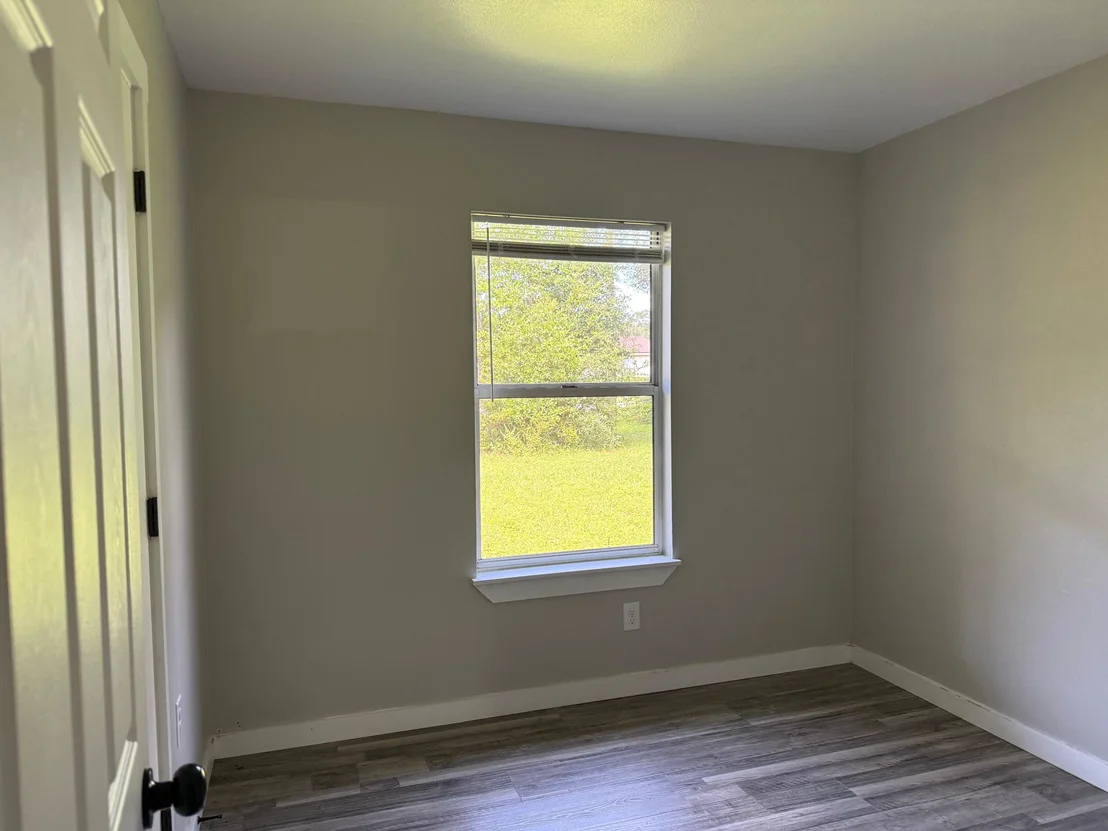Photo of 5809 Pinecrest Road Road