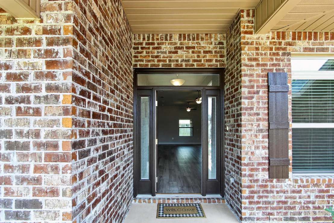 Photo of 5823 Crestlake Drive