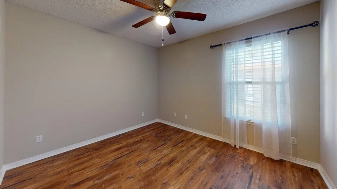 Photo of 855 Mande Court