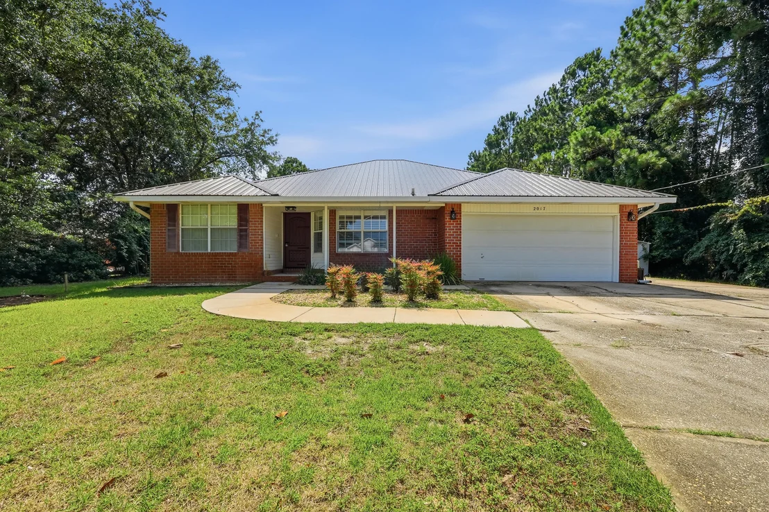 Photo of 2017 Candlewood Drive