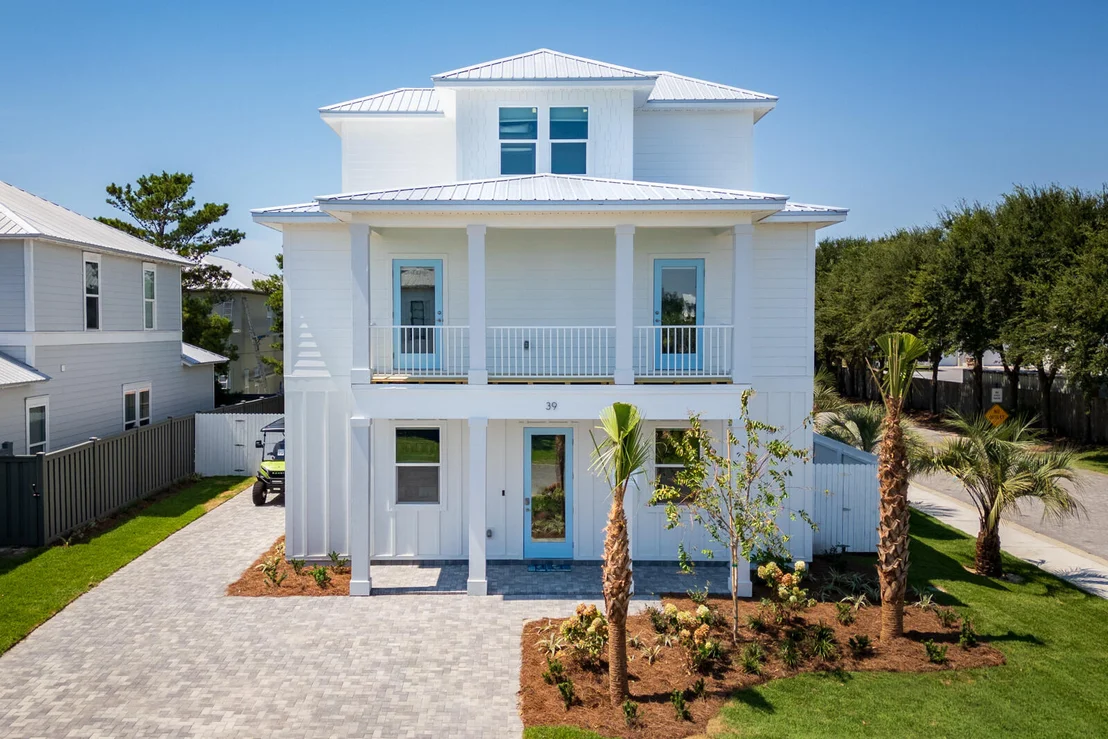 Photo of 39 Charlotte Avenue