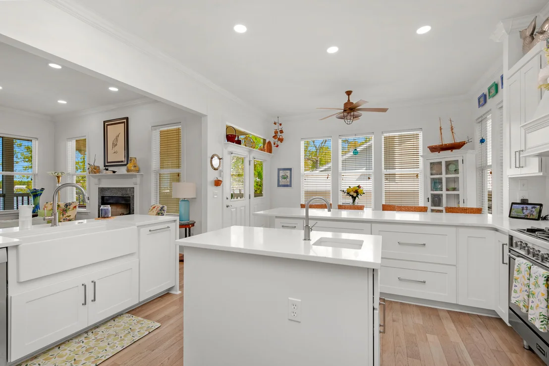 Photo of 1422 Lagrange Road