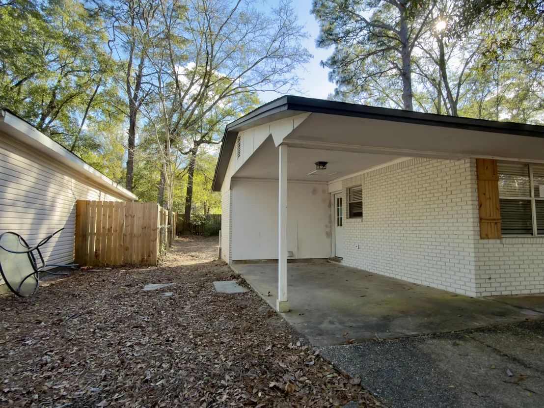 Photo of 503 Tall Pines Street