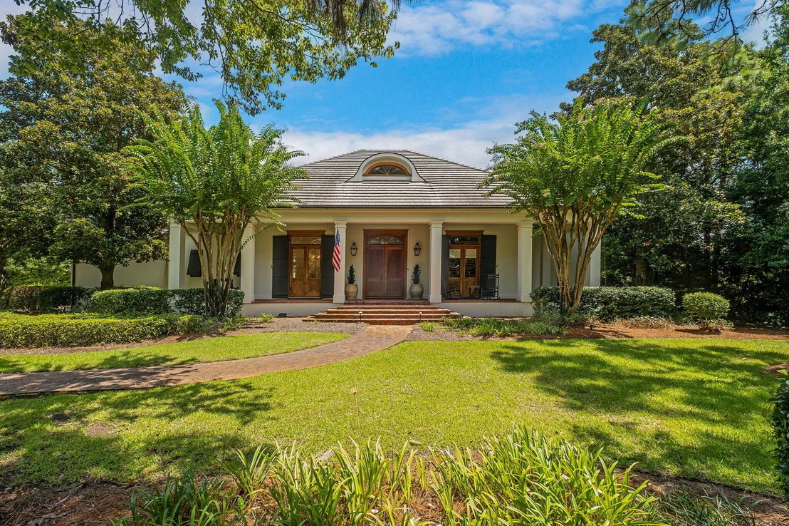 Photo of 3326 Club Drive