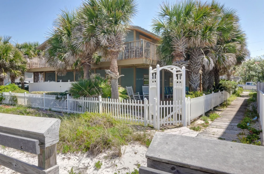 Photo of 208 Norwood Drive